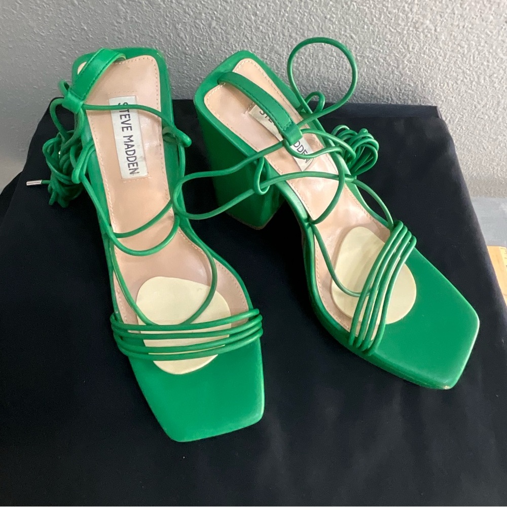 Steve Madden Emerald Green Strappy Heels